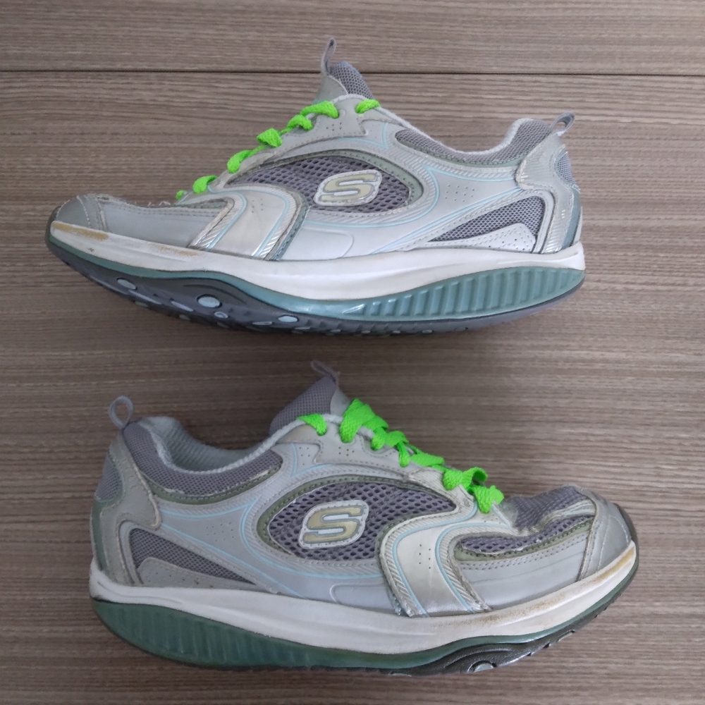 Skechers Shape Ups Size 9.5 Good Condition
